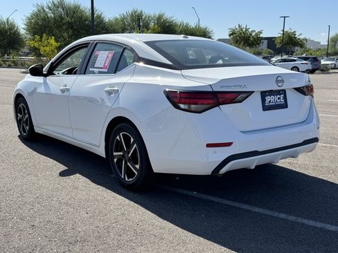 Used 2024 Nissan Sentra SV FWD image 5