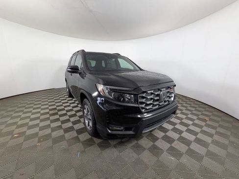 Used 2023 Honda Passport TrailSport image 32