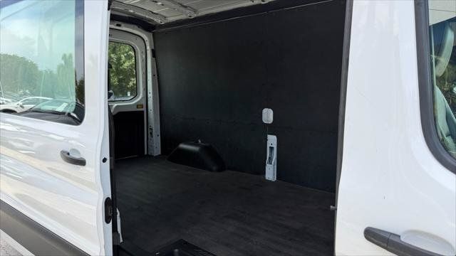 Used 2023 Ford Transit 250 Medium Roof w/ Load Area Protection Package RWD image 19