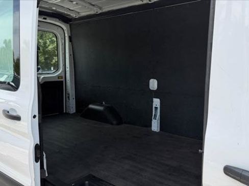 Used 2023 Ford Transit 250 Medium Roof w/ Load Area Protection Package RWD image 19