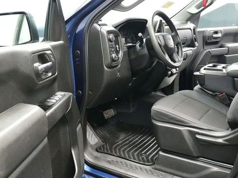 Used 2019 Chevrolet Silverado 1500 Custom Trail Boss w/ Custom Convenience Package image 16