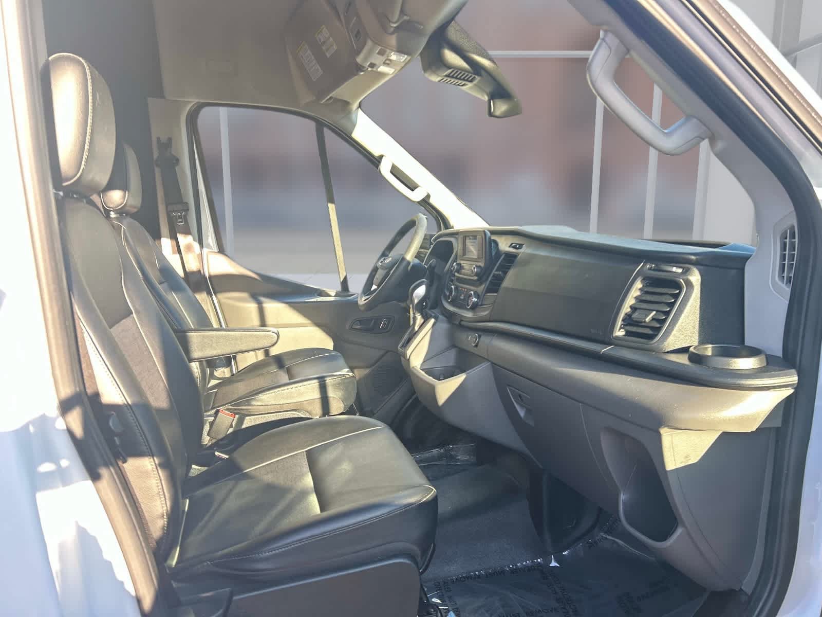 Used 2023 Ford Transit 150 Medium Roof RWD image 17