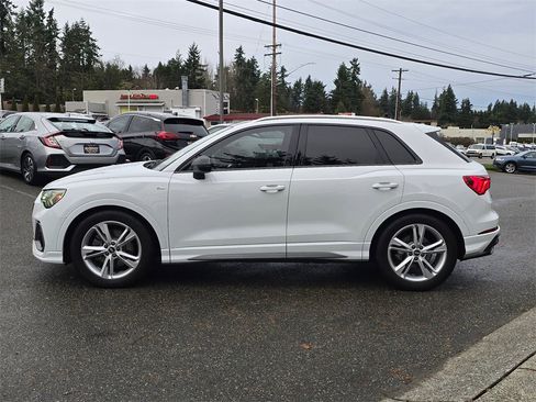 Used 2021 Audi Q3 2.0T Premium Plus w/ Premium Plus Package image 6