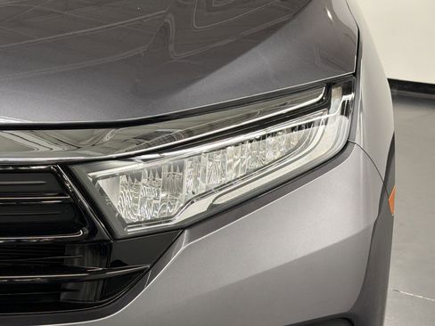 Certified 2024 Honda Odyssey EX image 11