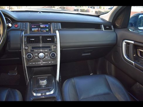 Used 2016 Land Rover Discovery Sport SE AWD/4WD image 31
