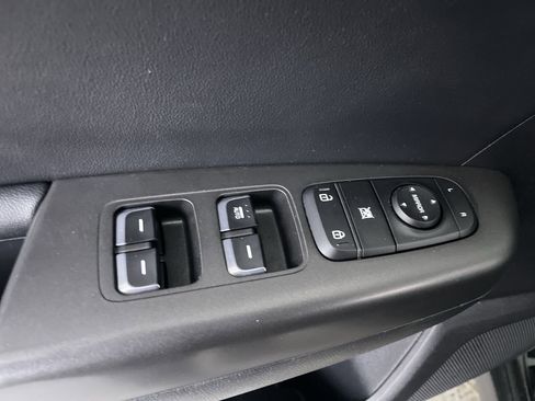 Used 2017 Kia Sportage EX image 11