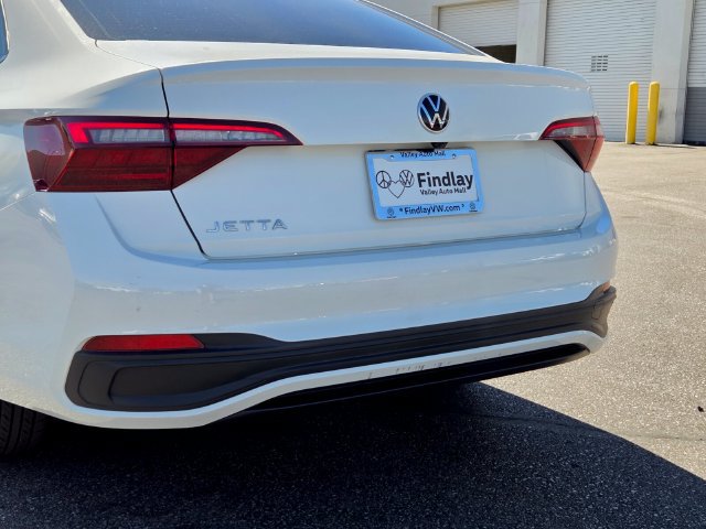 Certified 2024 Volkswagen Jetta S FWD image 5
