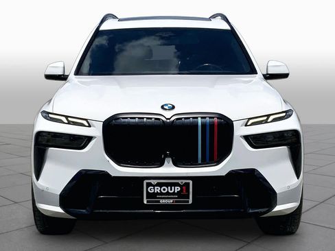 Used 2023 BMW X7 xDrive40i w/ Executive Package AWD/4WD image 4