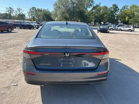 Used 2024 Honda Accord EX image 17