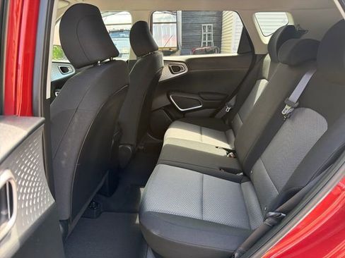 Used 2021 Kia Soul LX FWD image 23