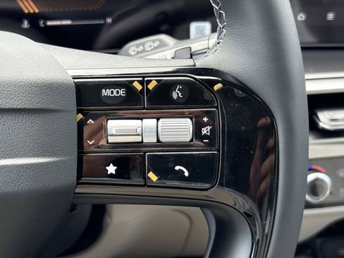 New 2026 Kia Sorento S FWD image 22