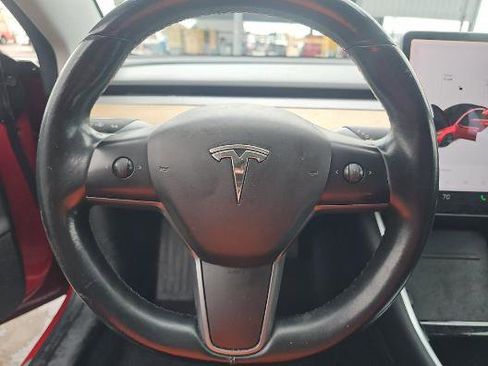 Used 2018 Tesla Model 3 Long Range image 21