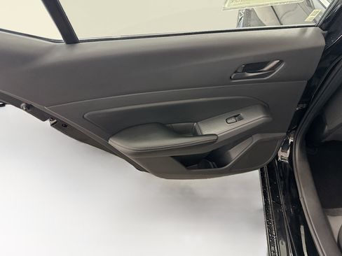 Used 2025 Nissan Altima 2.5 SV FWD image 26