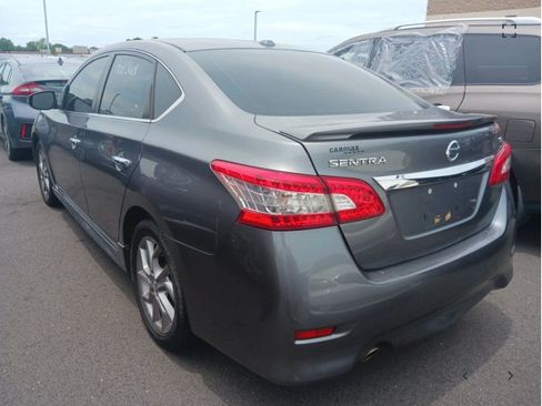 Used 2015 Nissan Sentra SR w/ SR Premium Package FWD image 4