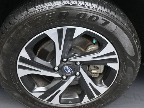 Used 2024 Subaru Crosstrek 2.0i Premium AWD/4WD image 11