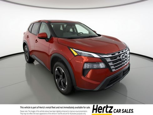 Used 2025 Nissan Rogue SV image 1