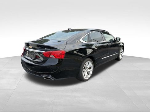Used 2018 Chevrolet Impala Premier FWD image 2