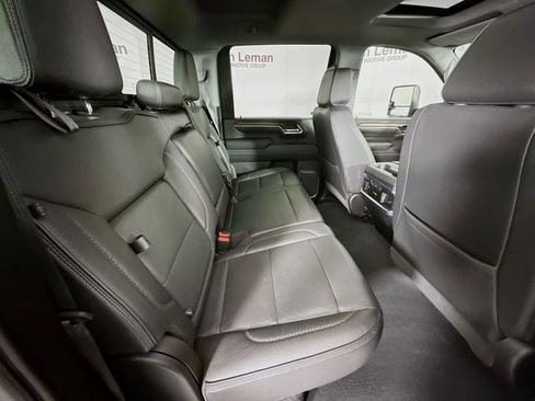 Used 2024 GMC Sierra 3500 Denali w/ Denali Reserve Package image 31