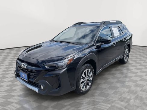 Used 2024 Subaru Outback Limited AWD/4WD image 12