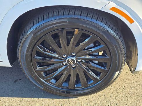 Used 2024 Hyundai Palisade Calligraphy image 10