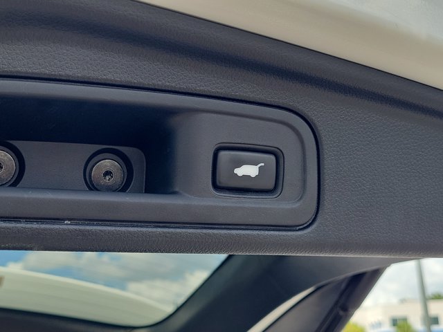 Used 2022 Honda Pilot Special Edition image 13