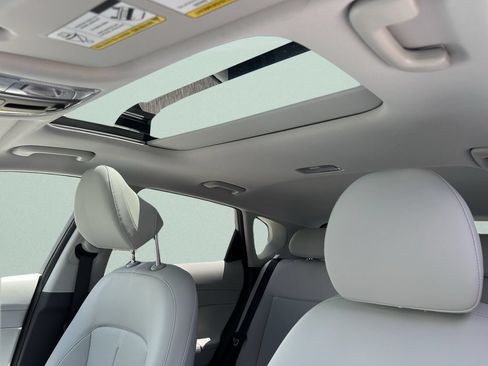 New 2026 Hyundai Kona Limited FWD image 23