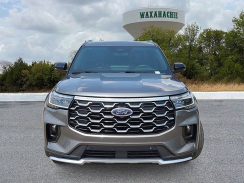 Used 2025 Ford Explorer Platinum w/ LUX Leather Package AWD/4WD image 2