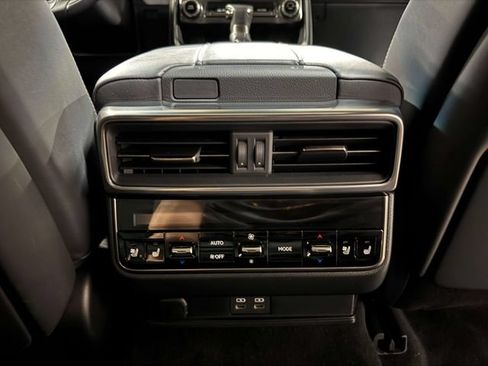 Used 2024 Lexus LX 600 4WD w/ Appearance Package image 20