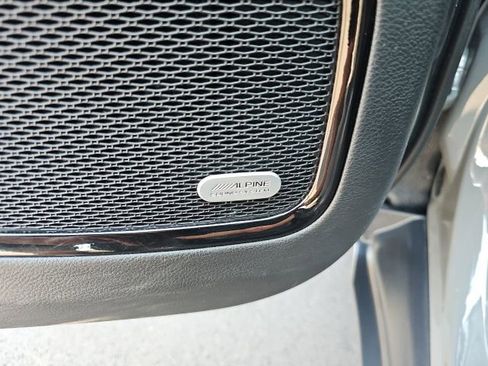 Used 2022 Jeep Compass Limited w/ Sun and Sound Group image 17