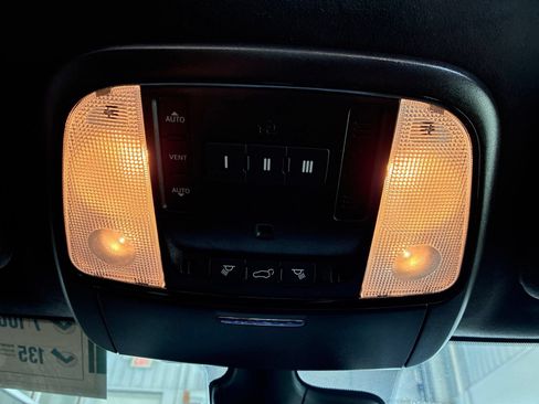 Used 2025 Dodge Durango R/T AWD/4WD image 29