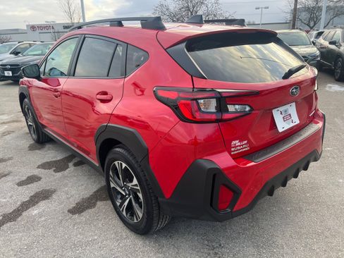 Certified 2025 Subaru Crosstrek 2.0i Premium image 5