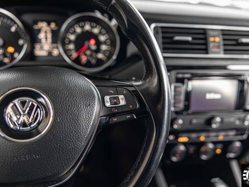 Used 2015 Volkswagen Jetta TDI SEL FWD image 26