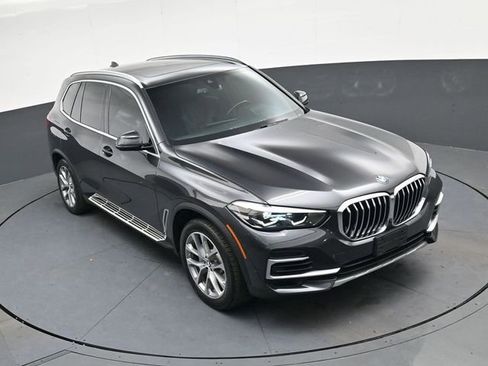 Used 2023 BMW X5 xDrive40i w/ Premium Package image 21