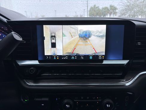 Used 2024 Chevrolet Silverado 2500 LTZ w/ LTZ Convenience Package image 13