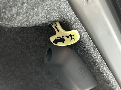 Used 2023 Dodge Charger SXT image 36