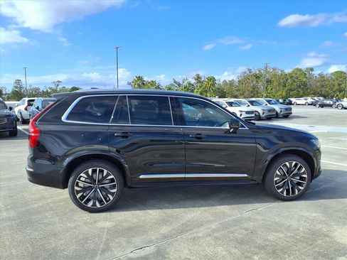 New 2026 Volvo XC90 B5 Plus w/ Protection Package Premier image 8