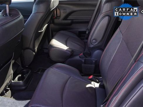 Used 2025 Toyota Sienna XSE w/ XSE Premium Package image 14