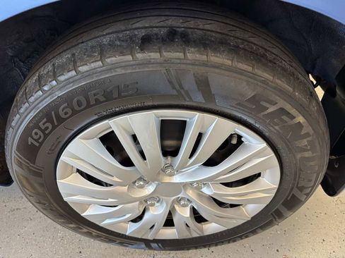 Used 2012 Nissan Cube 1.8 S w/ Indigo Limited Edition Pkg image 26