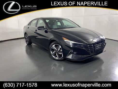 Used 2022 Hyundai Elantra SEL w/ Convenience + Premium Package image 1