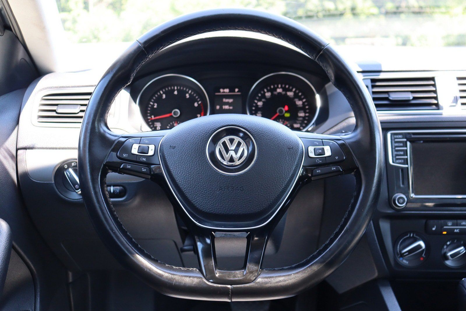 Used 2018 Volkswagen Jetta SE FWD image 20