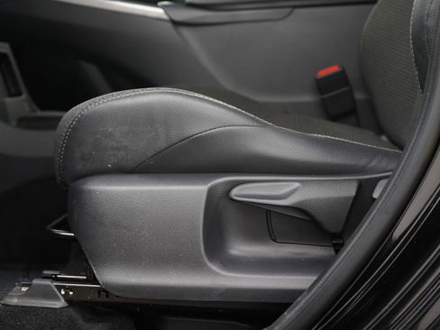 Used 2023 Toyota bZ4X XLE image 22