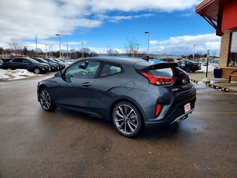 Used 2020 Hyundai Veloster 2.0 Premium image 7