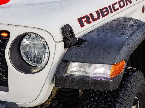 Certified 2021 Jeep Gladiator Rubicon image 5