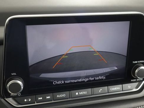 Used 2026 Nissan Rogue SV FWD image 37
