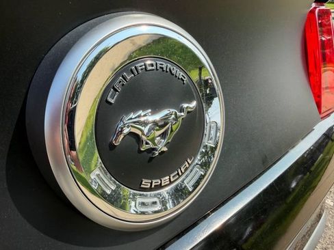 Used 2011 Ford Mustang GT Premium w/ 402A Rapid Spec Order Code RWD image 27
