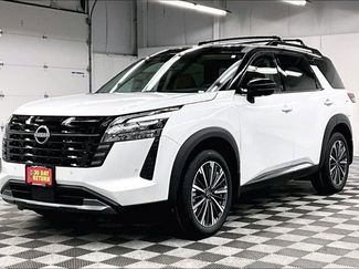 New 2026 Nissan Pathfinder Platinum video 2