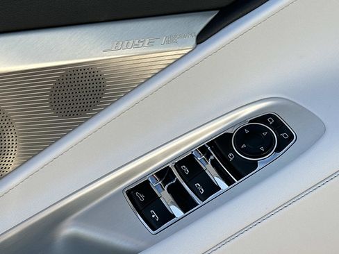 Used 2025 Chevrolet Corvette E-Ray image 17