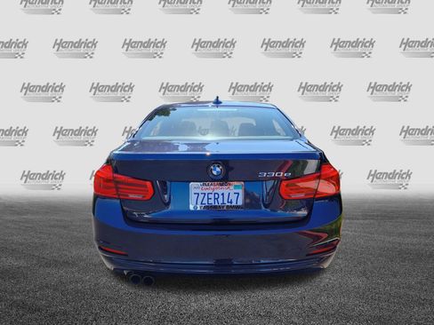 Used 2017 BMW 330e RWD image 9