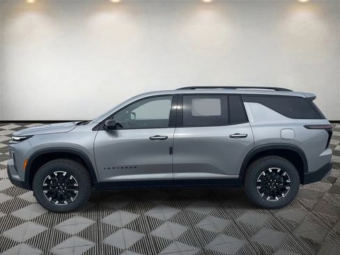 New 2026 Chevrolet Traverse Z71 w/ Enhanced Driving Package image 2