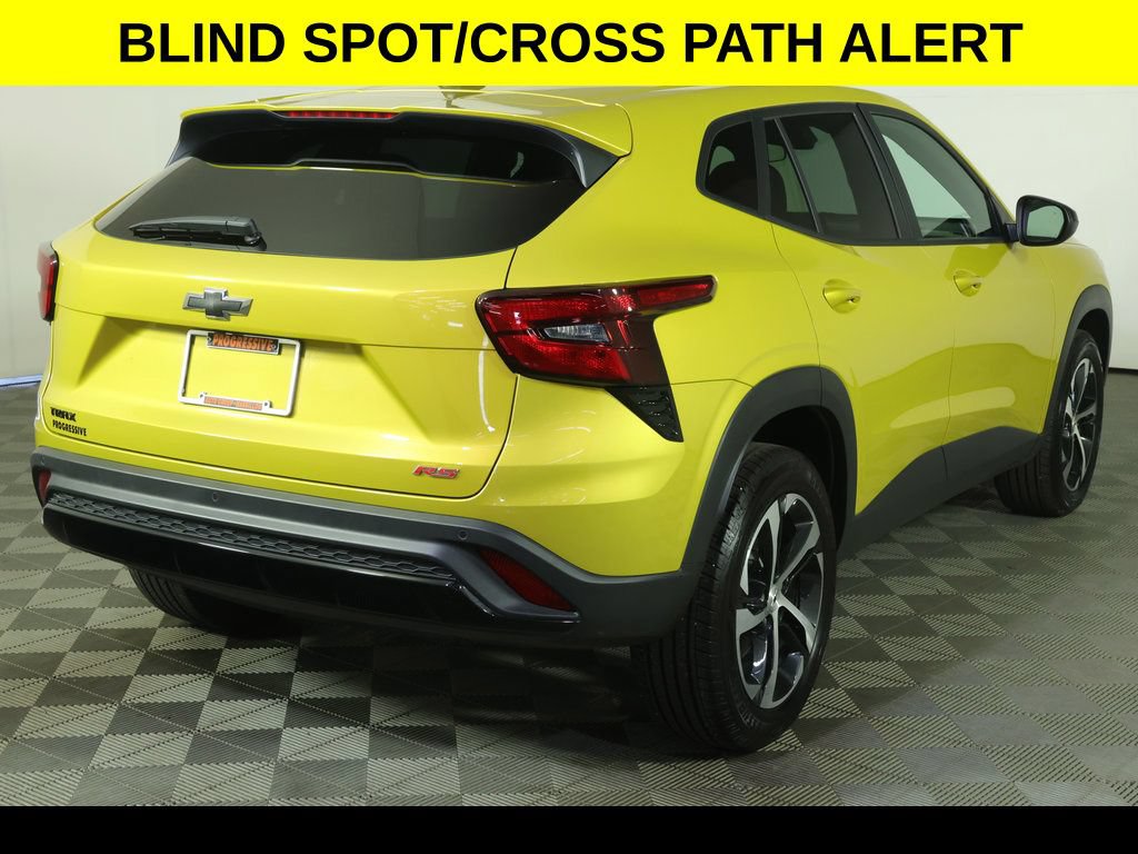Certified 2025 Chevrolet Trax RS w/ Driver Confidence Package FWD image 7